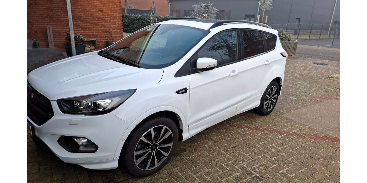 Ford Kuga 87.000 km 15.999 &euro; Vechta 49377