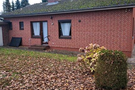 Wer diesem soliden Bungalow aus seinen Dornrödchenschlaf wecken zimmer