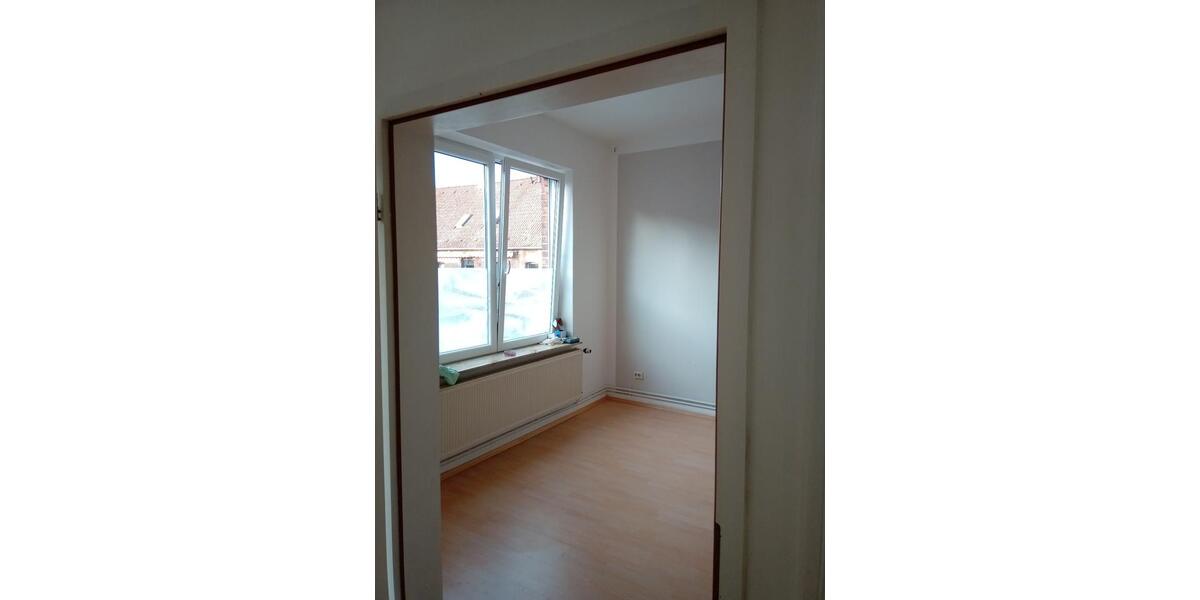 Etagenwohnung Uelzen - 13 Zimmer, 236 m&sup2;, 360.000&euro; | Angebot:27273555