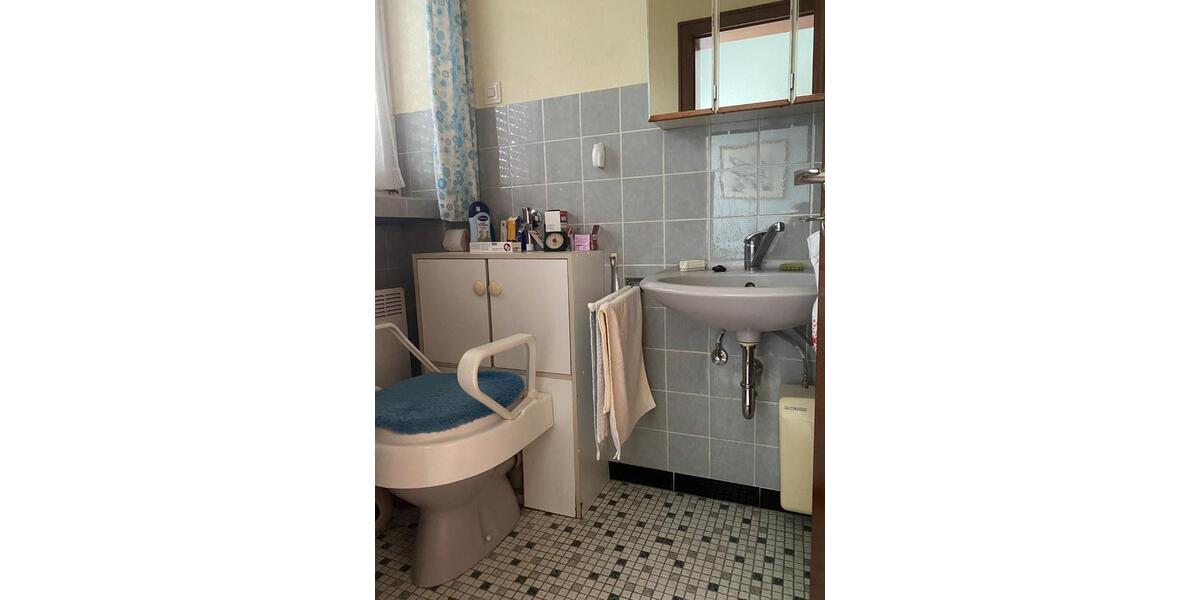 #VERMIETET# Charmantes Reihenmittelhaus mit Gestaltungsspielraum 5 zimmer