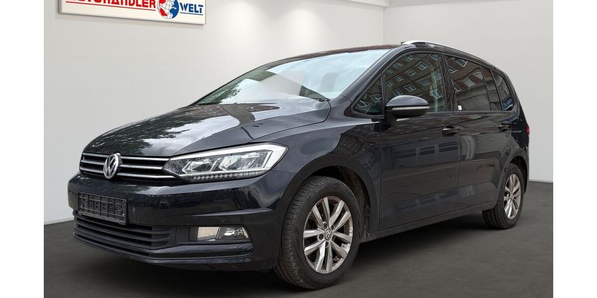 VW Touran 169.676 km 10.699 &euro; Berlin 12681