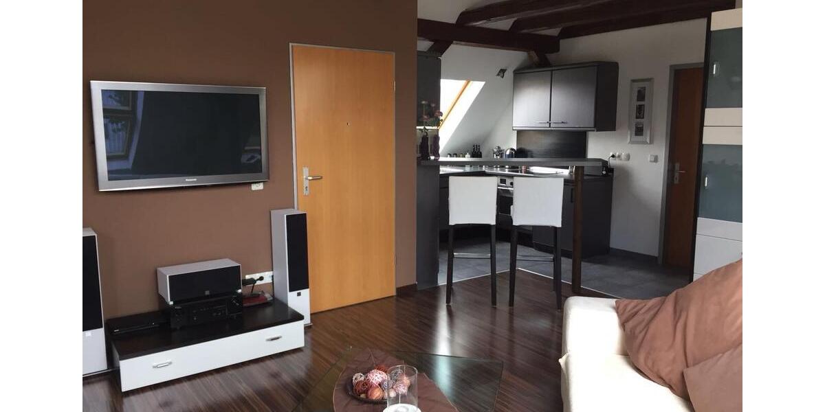 Dachgeschoßwohnung Friedewald - 4 Zimmer, 150 m&sup2;, 900&euro; | Angebot:26126723