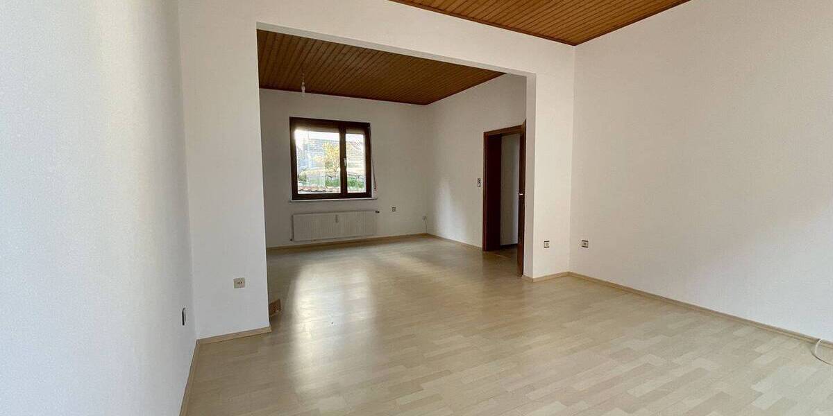 Mehrfamilienhaus, Wohnhaus Wiesbaden Dotzheim - 5 Zimmer, 144 m&sup2;, 549.000&euro; | Angebot:25940224