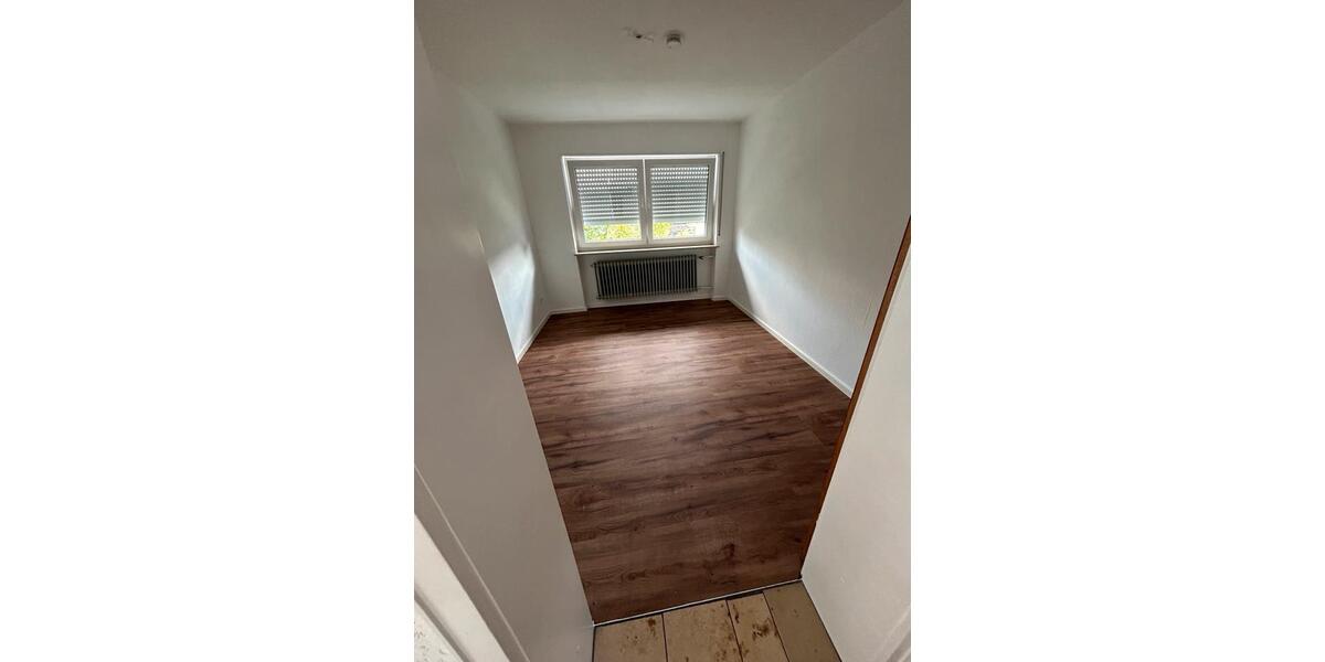 Etagenwohnung Mitteleschenbach - 5 Zimmer, 120 m&sup2;, 850&euro; | Angebot:26215565