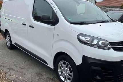 Opel Vivaro 116.000 km 15.700 € Gotha 99867
