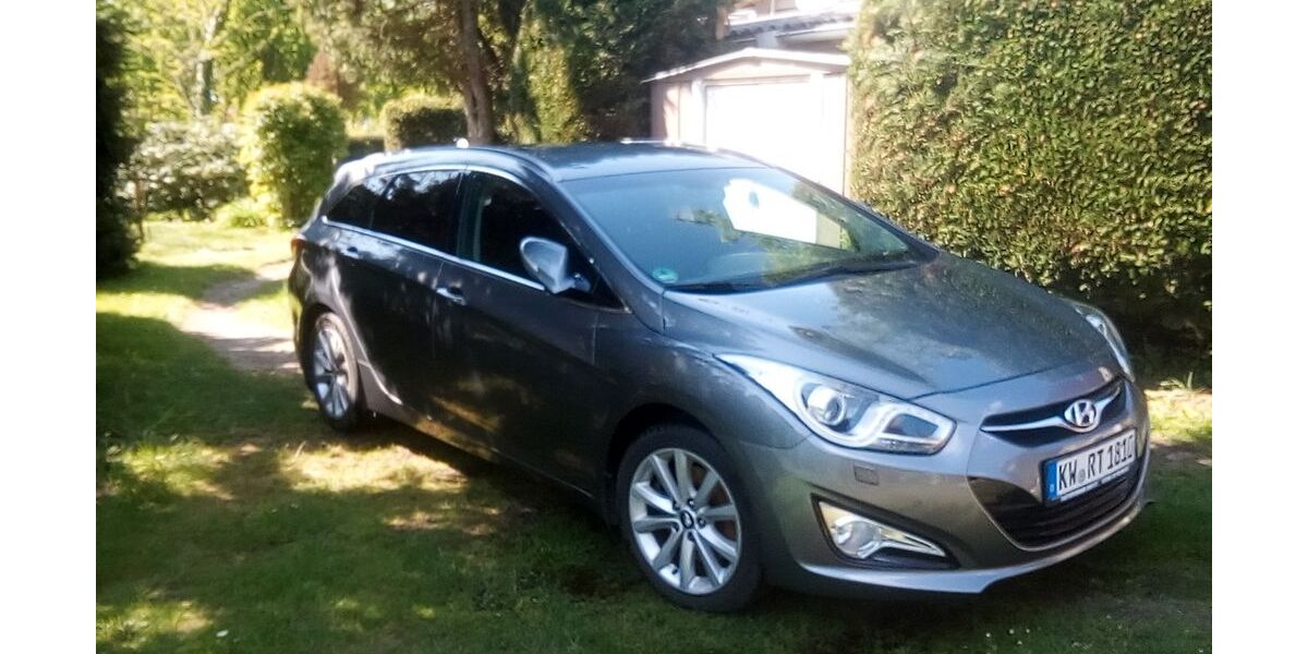 Hyundai i40 84.145 km 9.990 &euro; 15711 Königs Wusterhausen/ OT Zeesen 15711