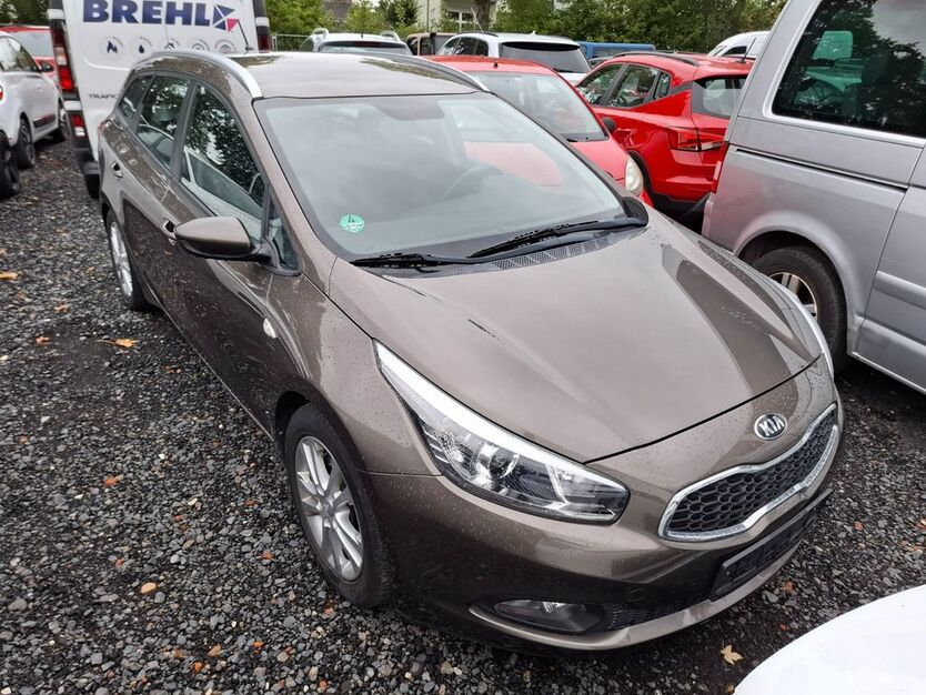 Kia ceed Sportswagon 54.000 km 8.499 € Eichenzell 36124