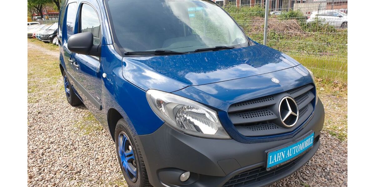 Mercedes-Benz Citan 213.541 km 3.399 &euro; Berlin 12055