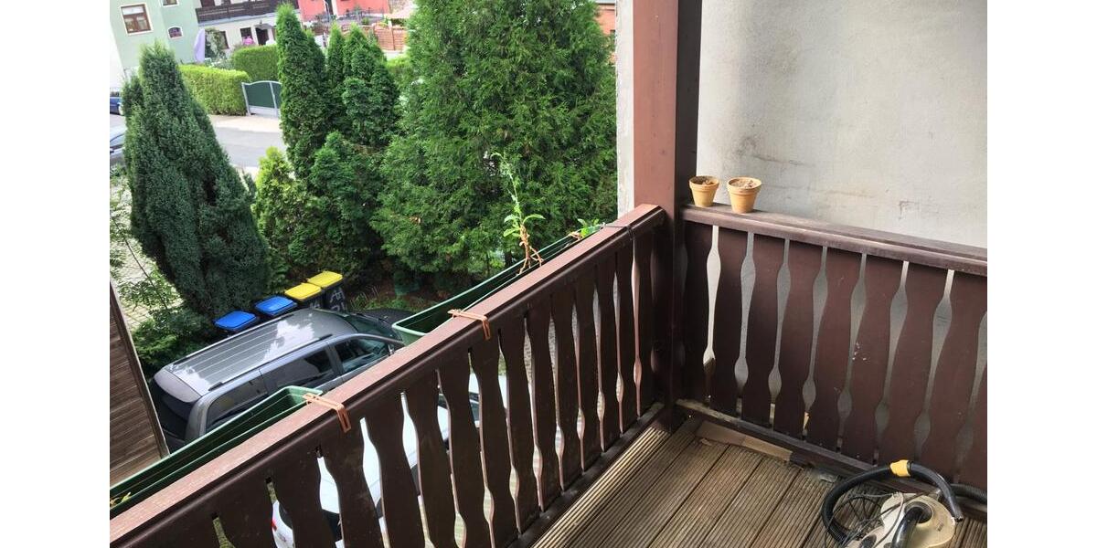 Etagenwohnung Kahla - 3 Zimmer, 66 m&sup2;, 490&euro; | Angebot:25407540