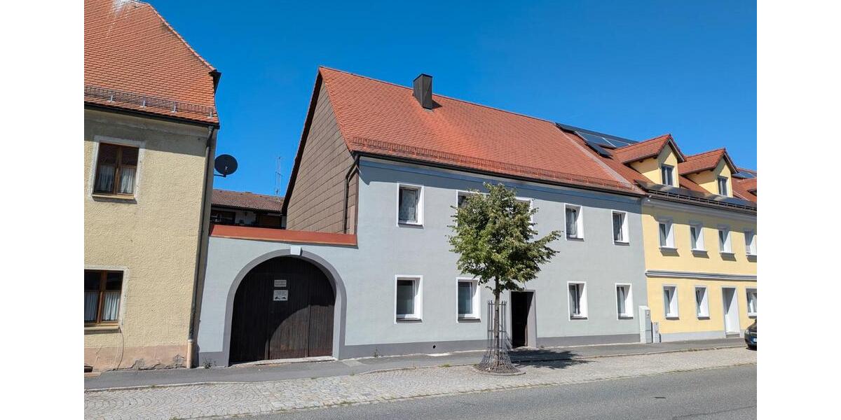 Mehrfamilienhaus, Wohnhaus Schnaittenbach - 5 Zimmer, 160 m&sup2;, 215.000&euro; | Angebot:27209500