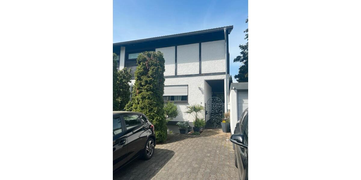 Doppelhaushälfte Rüsselsheim am Main - 7 Zimmer, 257 m&sup2;, 999.999&euro; | Angebot:26415390