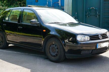 VW Golf