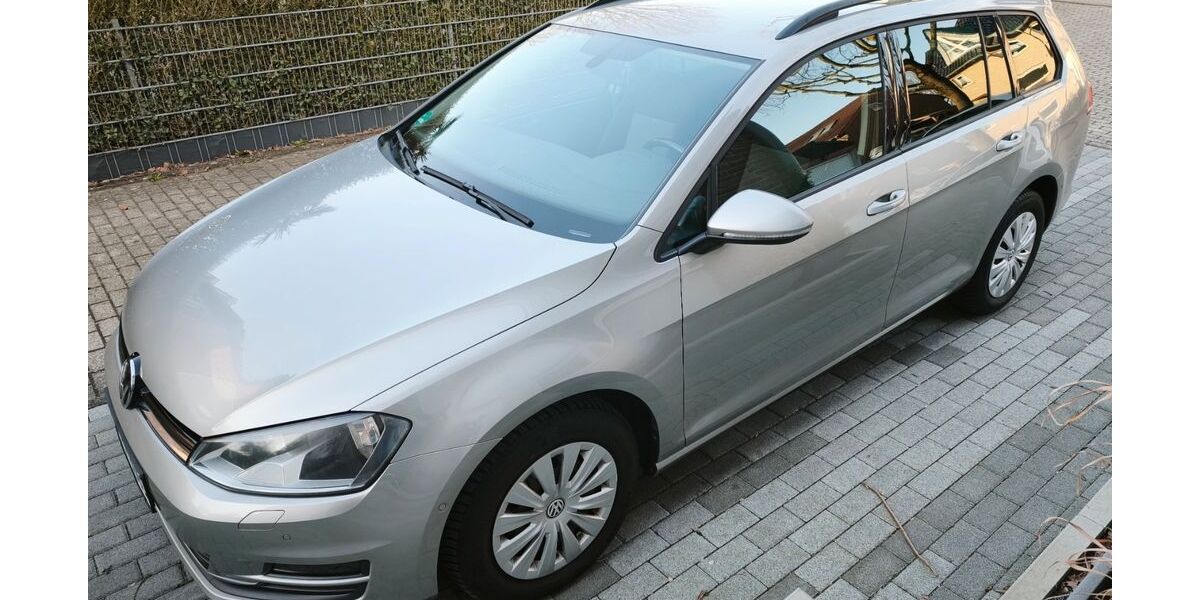 VW Golf 158.100 km 7.300 &euro; Würselen 52146