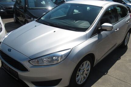 Ford Focus 45.000 km 11.600 &euro; Leverkusen 51371