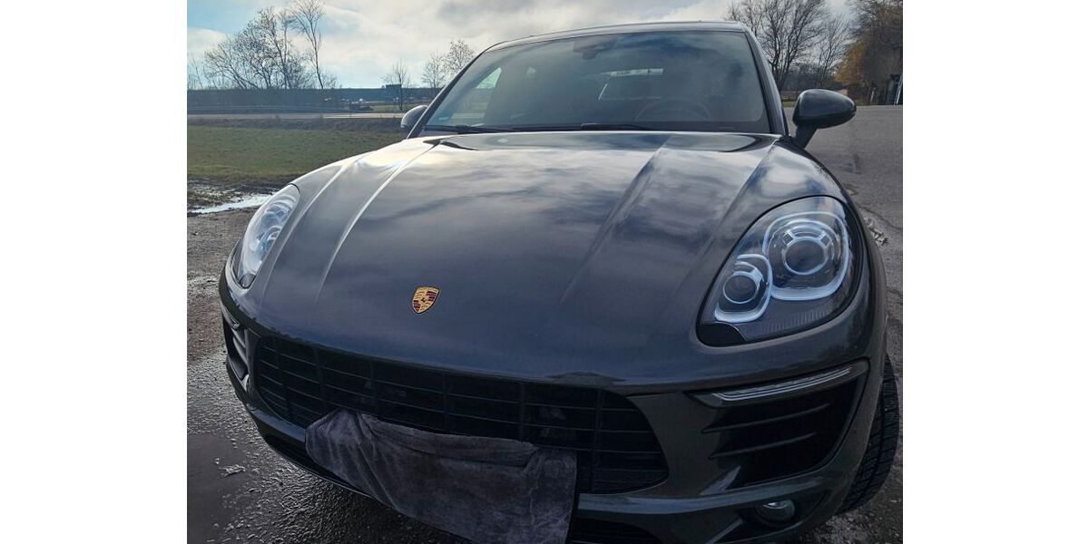 Porsche Macan 89.000 km 44.900 &euro; Augsburg 86169