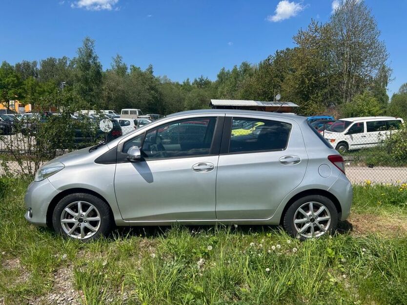 Yaris