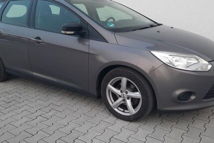 Ford Focus 157.150 km 3.850 &euro; Willroth 56594