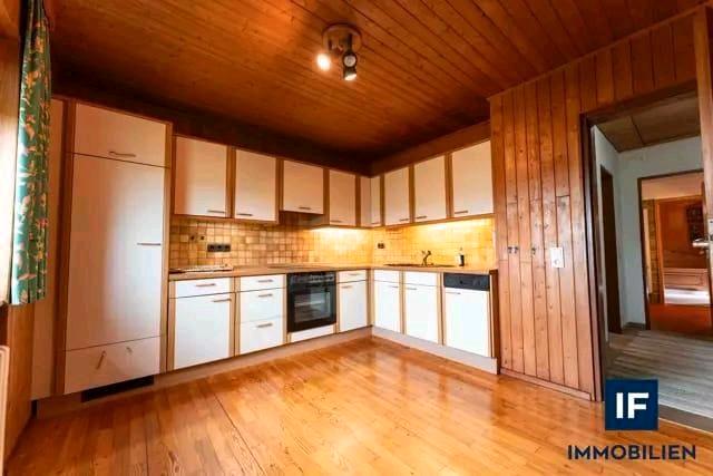 Einfamilienhaus Hammelburg - 5 Zimmer, 165 m&sup2;, 220.000&euro; | Angebot:26701884