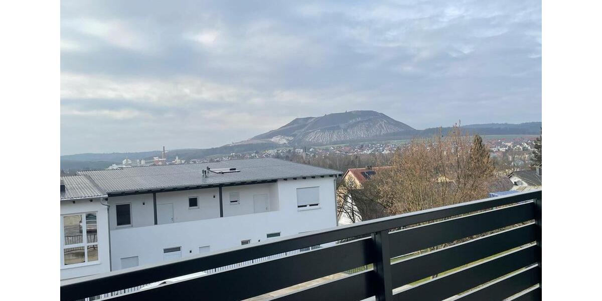 Etagenwohnung Neuhof - 2 Zimmer, 66 m&sup2;, 720&euro; | Angebot:25161521