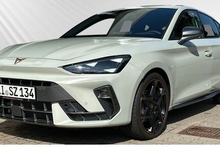 Cupra Leon 17.500 km 28.480 &euro; Kiel 24106