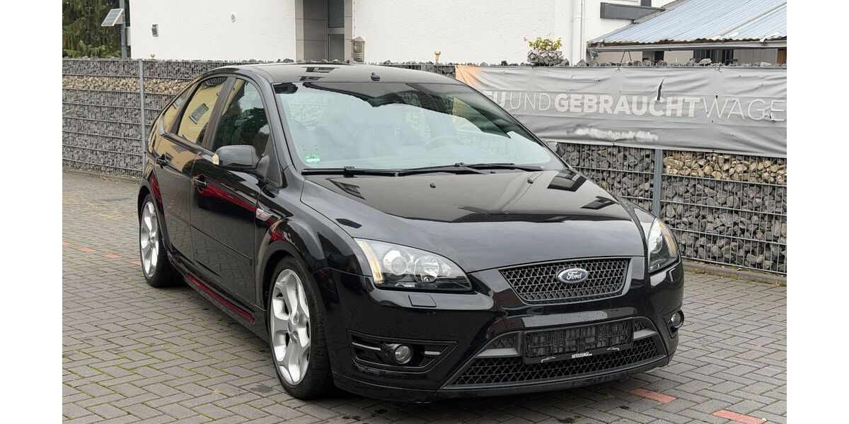 Ford Focus 150.000 km 9.499 &euro; Bad Breisig 53498