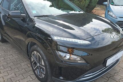 Hyundai KONA Elektro 54.031 km 17.990 &euro; Neubrandenburg 17036