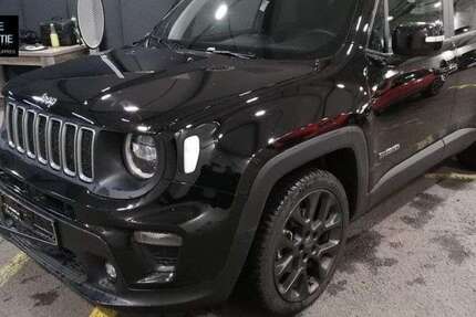 Jeep Renegade 32.900 km 20.780 € Schwandorf 92421