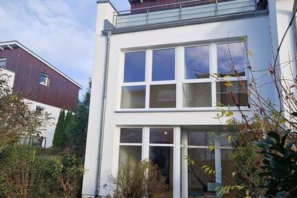 Familienfreundliches ERH mit Keller zu vermieten! 6 zimmer