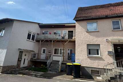 Haus zum Kaufen in Hardheim-Schweinberg 260.000 € 282.85 m² 11 zimmer