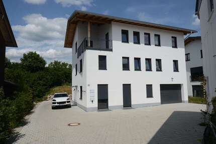 Haus Geretsried Gewerbegebiet Gelting - 17 Zimmer, 273 m&sup2;, 4.159&euro; | Angebot:27087578