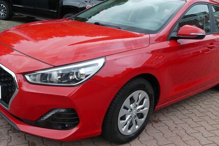 Hyundai i30 97.600 km 11.990 € Schneeberg 08289