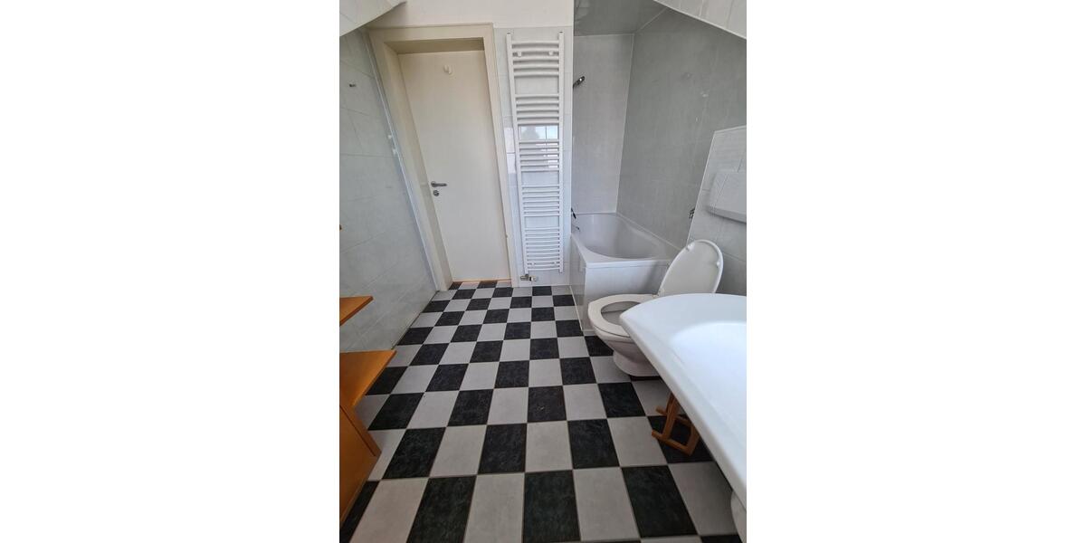 Dachgeschoßwohnung Limburg an der Lahn Linter - 2 Zimmer, 63 m&sup2;, 144.000&euro; | Angebot:27148174