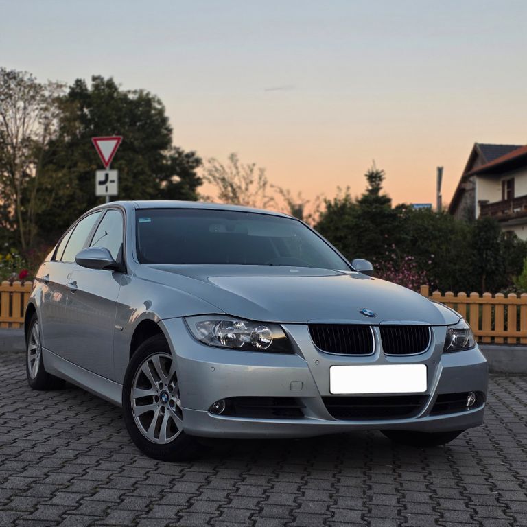 BMW 320 186.000 km 5.150 € Postmünster 84389