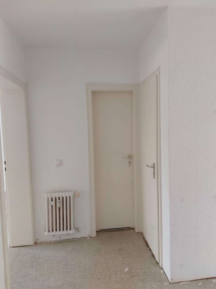 Wohnung zum Mieten in Essen 529 € 77 m²