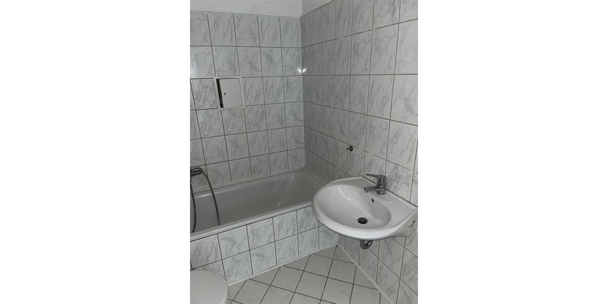 Etagenwohnung Torgau - 3 Zimmer, 87 m&sup2;, 520&euro; | Angebot:24810868