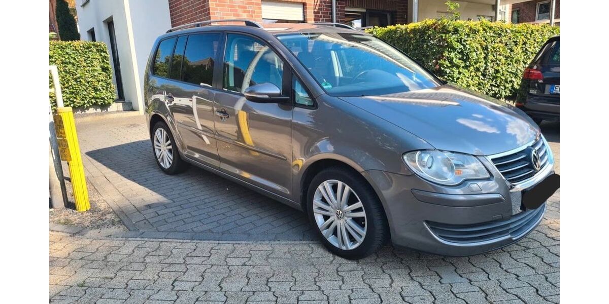 VW Touran 197.000 km 5.970 &euro; Bremen 28279