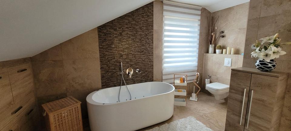 Mehrfamilienhaus, Wohnhaus Münnerstadt - 8 Zimmer, 327 m&sup2;, 550.000&euro; | Angebot:26136704