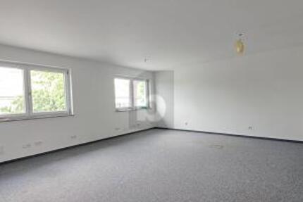 TOP-FLÄCHE IM 1. OG MIT AUFZUG + TG-PLÄTZEN - Gewerbeobjekt Germering | Angebot:26319937