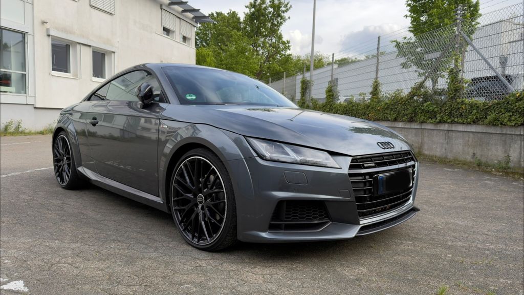 Audi TT 144.000 km 22.999 &euro; Bremen 28309