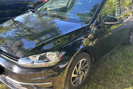 VW Golf 136.600 km 13.900 &euro; Eching 85386