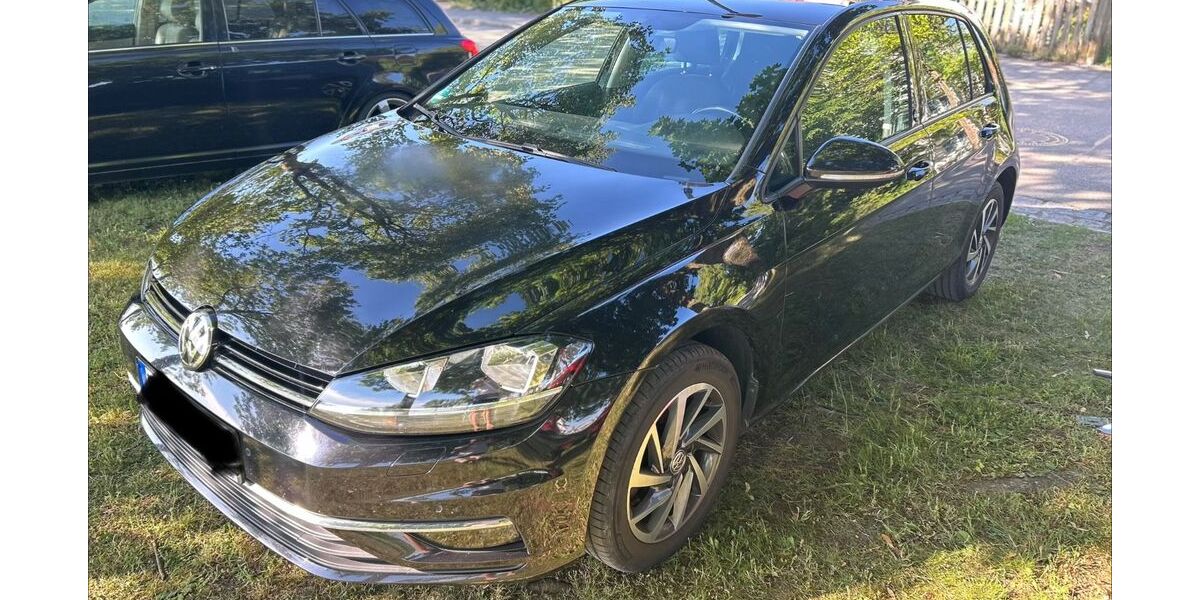 VW Golf 136.600 km 13.900 &euro; Eching 85386