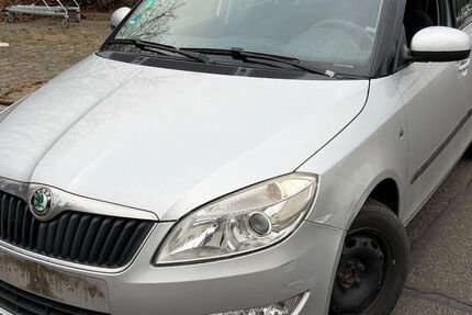 Skoda Fabia 215.000 km 1.600 &euro; Frankfurt am Main 65933