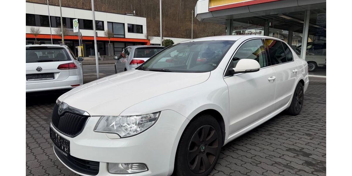Skoda Superb 326.000 km 2.790 &euro; Eitorf 53783