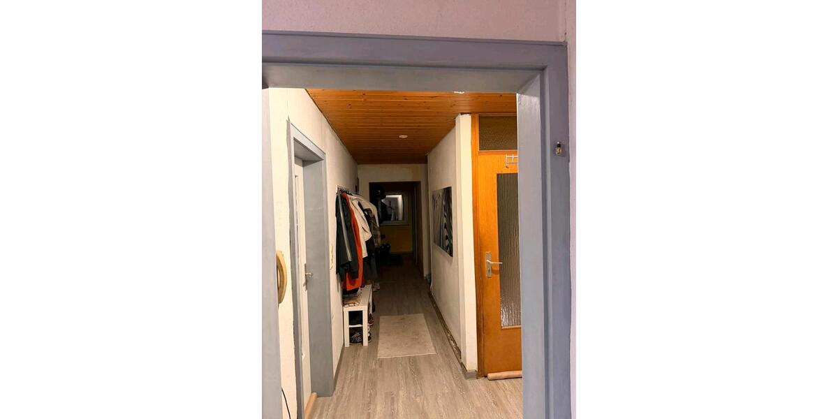 Doppelhaushälfte Gersfeld (Rhön) - 8 Zimmer, 224 m&sup2;, 298.000&euro; | Angebot:25421208