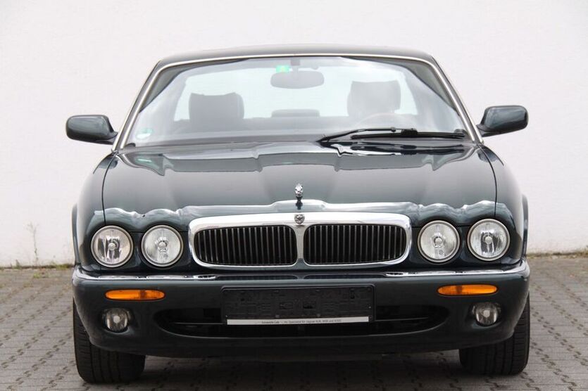 XJ