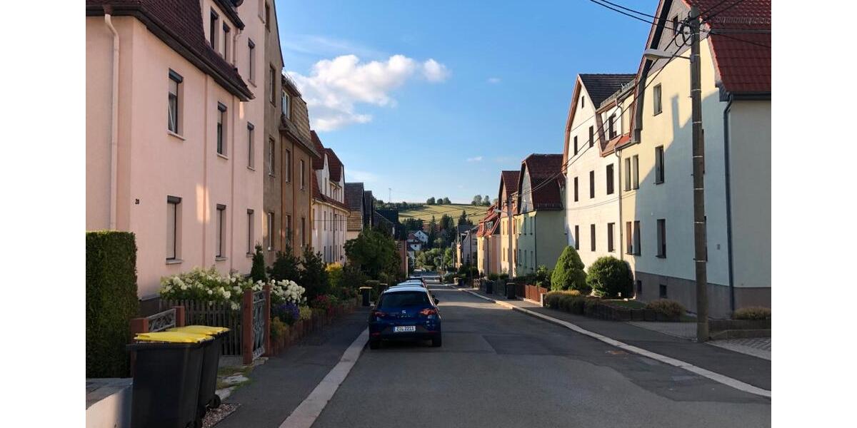 Etagenwohnung Werdau - 3.5 Zimmer, 90 m&sup2;, 495&euro; | Angebot:26252666