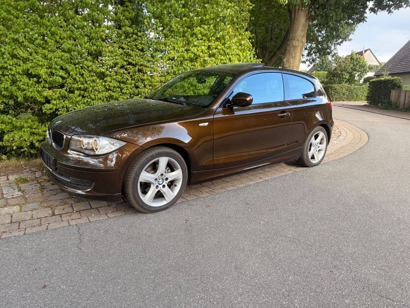 BMW 118 99.900 km 8.200 € Hamburg 22339