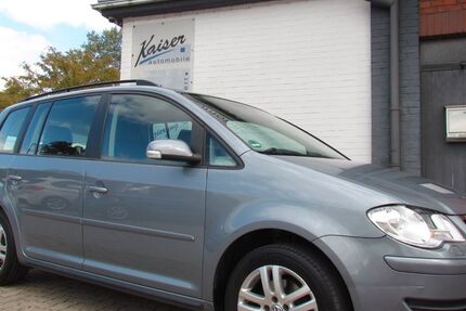 VW Touran 164.000 km 4.990 &euro; Petershagen 32469