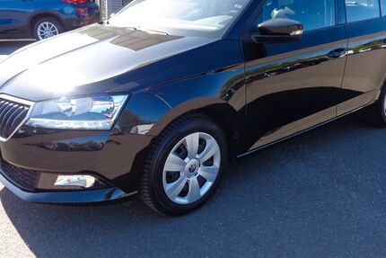 Skoda Fabia 64.000 km 10.999 &euro; Lebach 66822