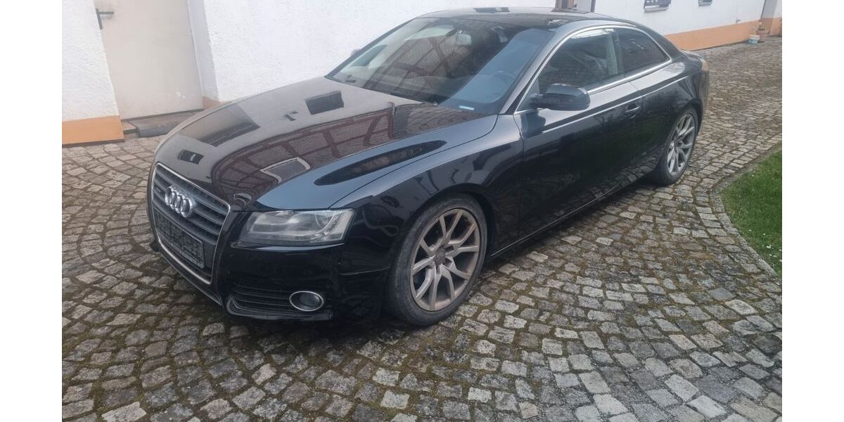 Audi A5 80.000 km 12.500 &euro; Saalfeld 07318